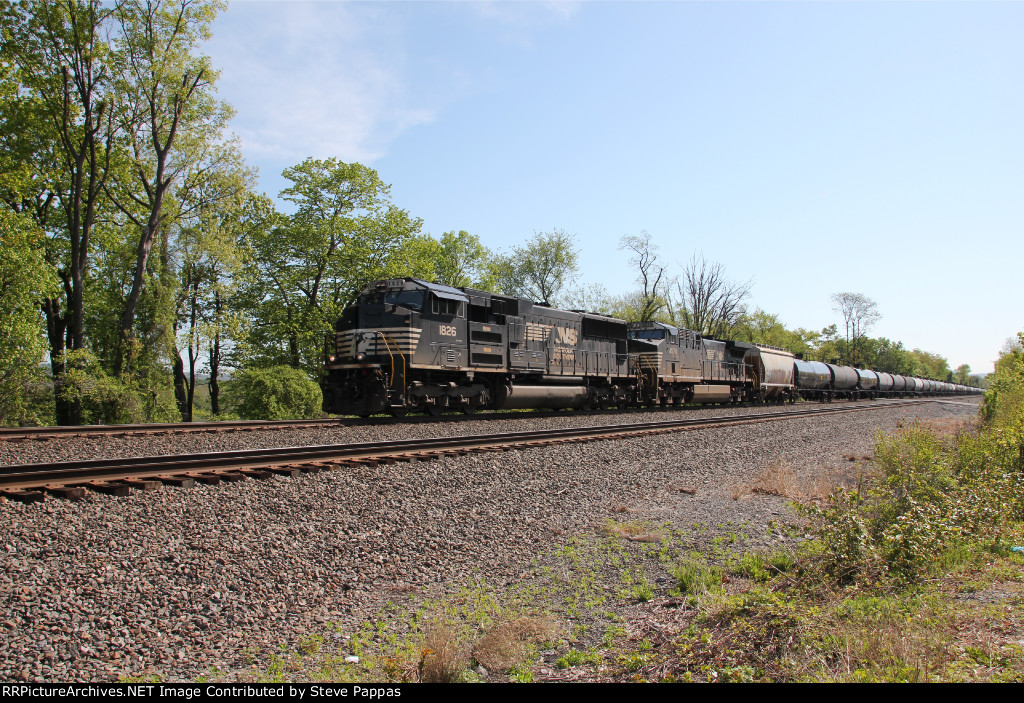 NS 1826 and 4554 take train 65K west through Cove PA